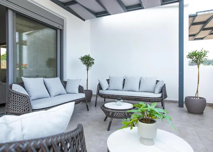 Sol Mate Luxury Nikiti (Sithonia)